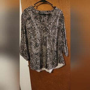 Torrid grey print top